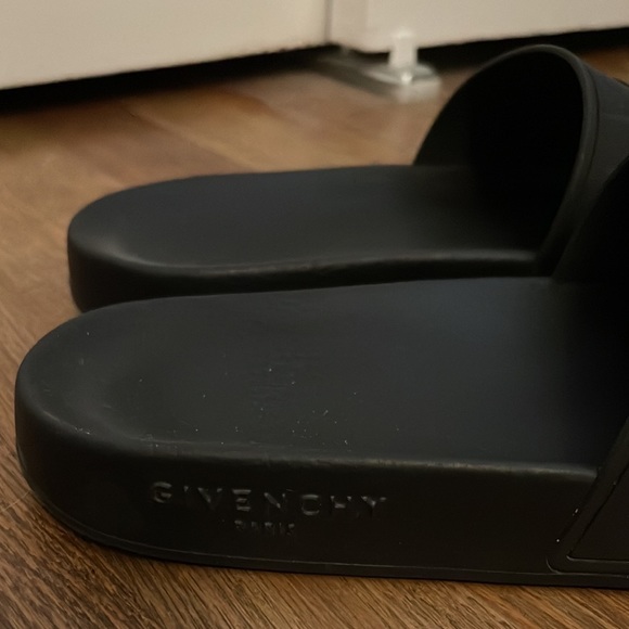 Authentic Givenchy Logo Slide Sandal - Size 6US / 36EU - Picture 3 of 7